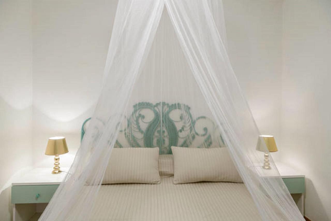 Residenza Costasmeraldina ปอร์โตโรตอนโด ภายนอก รูปภาพ